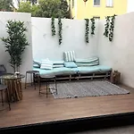Back To Hostel Lisbon