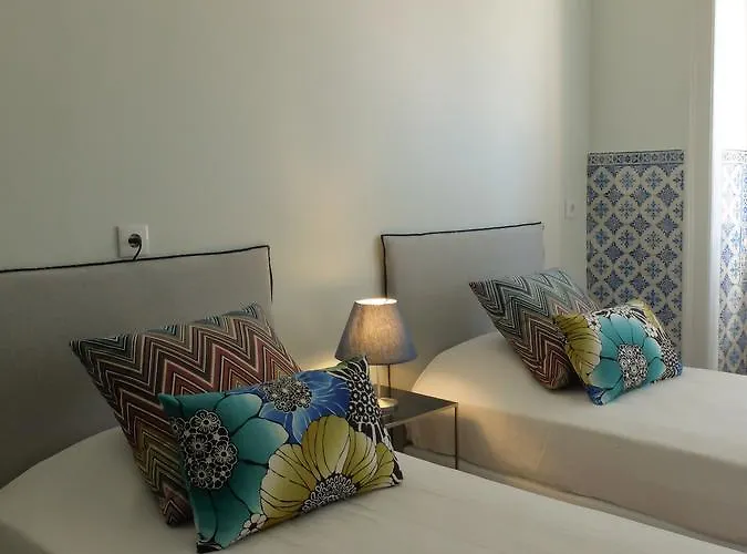 Хостел Back To