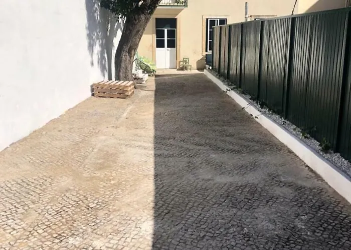 Back To Хостел *